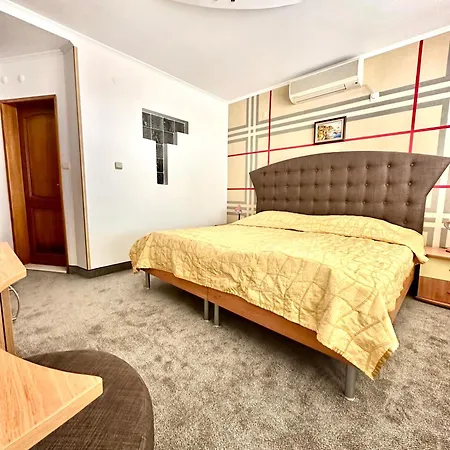 Hotel Family The Golden Fish 3*