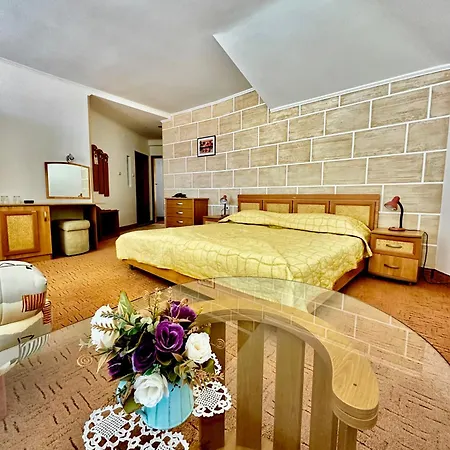 Hotel Family The Golden Fish