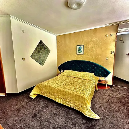 Hotel Family The Golden Fish